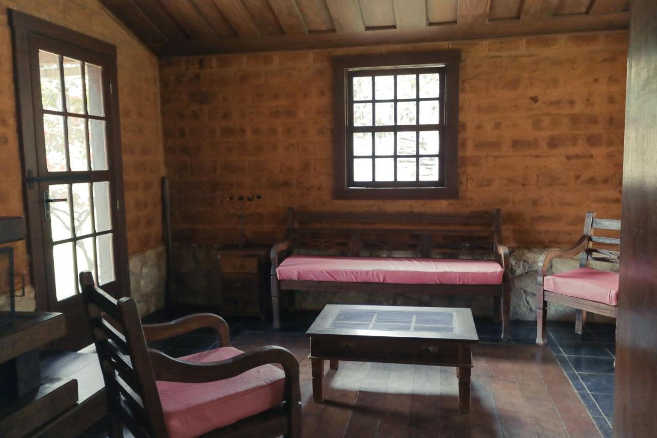 Em tiradentes, Minas Gerais, CASA TÍPICA E ESPAÇOSA EM TERRENO ARBORIZADO Extérieur photo