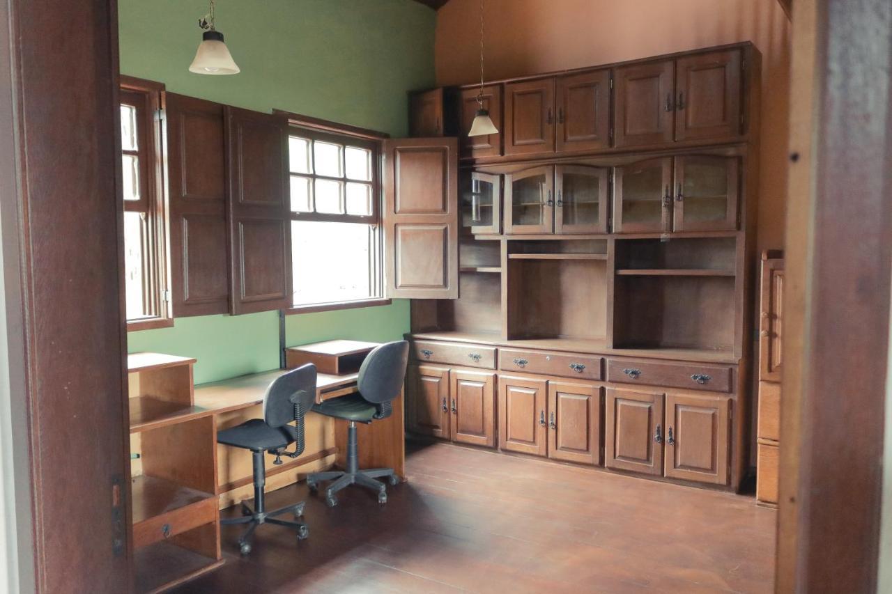 Em tiradentes, Minas Gerais, CASA TÍPICA E ESPAÇOSA EM TERRENO ARBORIZADO Extérieur photo
