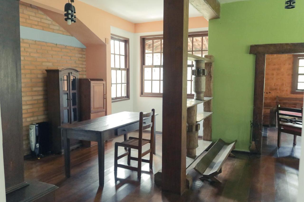 Em tiradentes, Minas Gerais, CASA TÍPICA E ESPAÇOSA EM TERRENO ARBORIZADO Extérieur photo