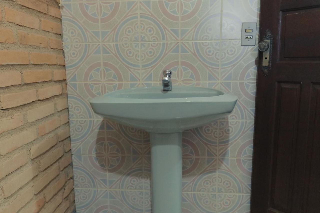 Em tiradentes, Minas Gerais, CASA TÍPICA E ESPAÇOSA EM TERRENO ARBORIZADO Extérieur photo
