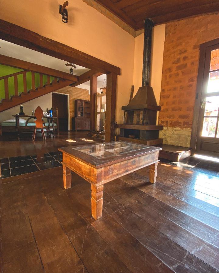 Em tiradentes, Minas Gerais, CASA TÍPICA E ESPAÇOSA EM TERRENO ARBORIZADO Extérieur photo