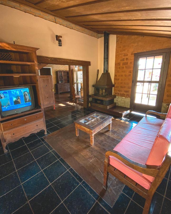 Em tiradentes, Minas Gerais, CASA TÍPICA E ESPAÇOSA EM TERRENO ARBORIZADO Extérieur photo
