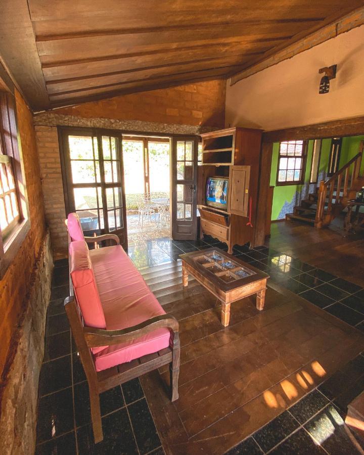 Em tiradentes, Minas Gerais, CASA TÍPICA E ESPAÇOSA EM TERRENO ARBORIZADO Extérieur photo